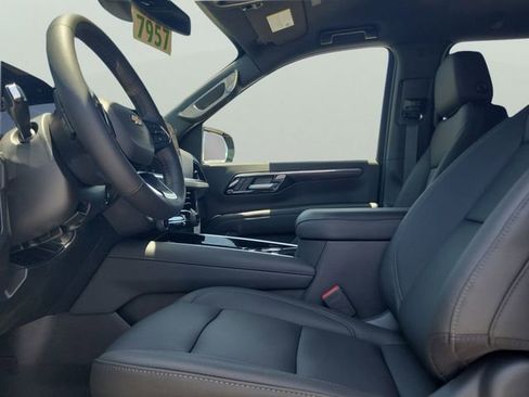 New 2026 Chevrolet Suburban LT w/ Comfort Package RWD image 22