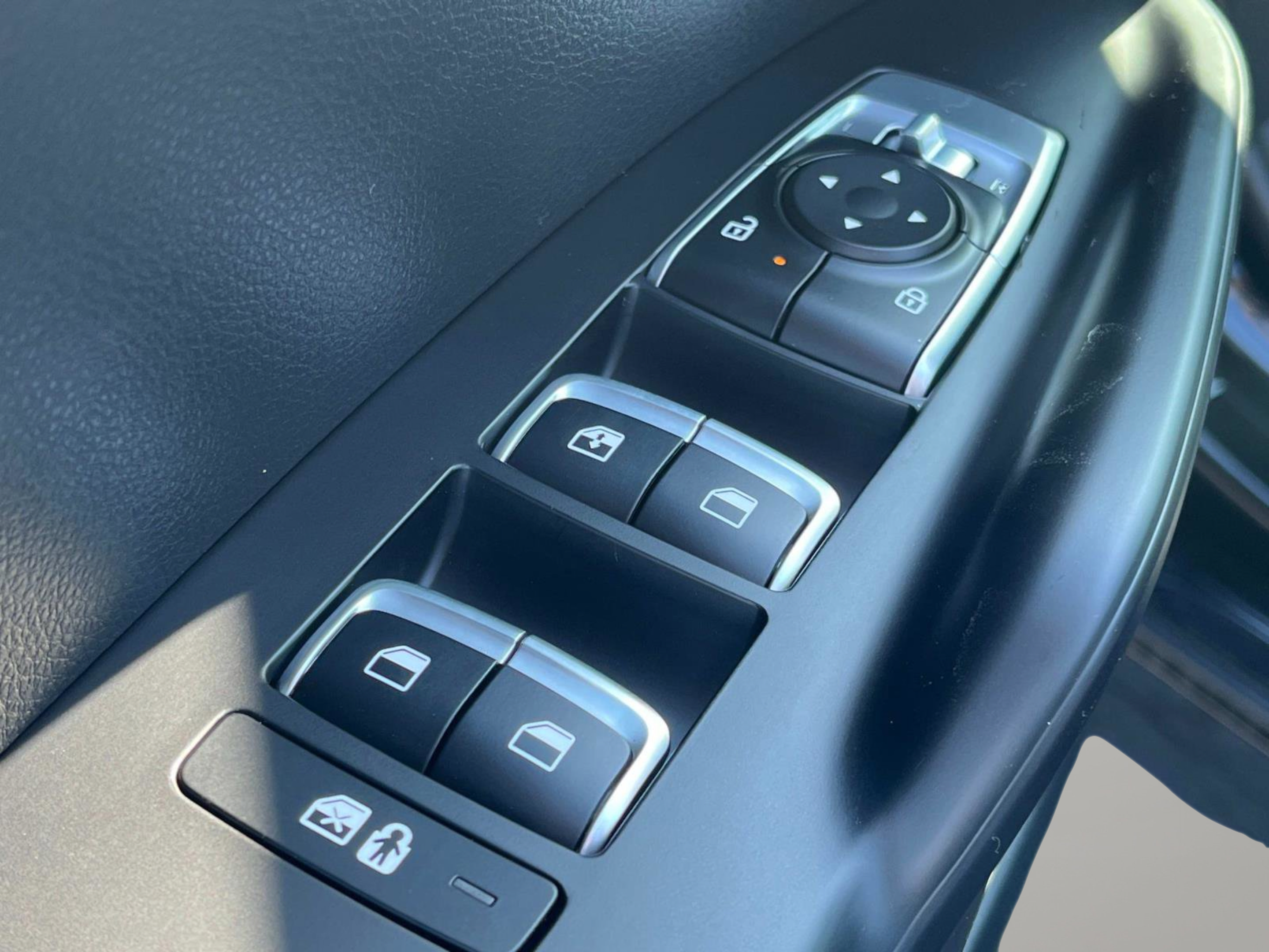 New 2026 Kia K5 LXS FWD image 22
