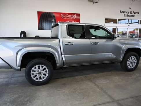 New 2026 Toyota Tacoma SR5 AWD/4WD image 4