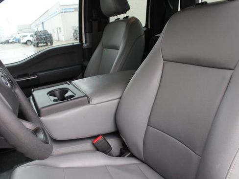 Used 2023 Ford F150 XL image 4