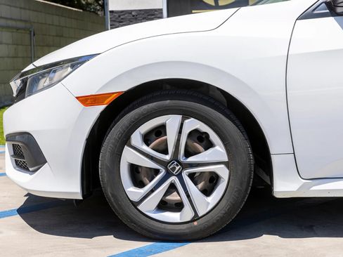 Used 2018 Honda Civic LX image 32