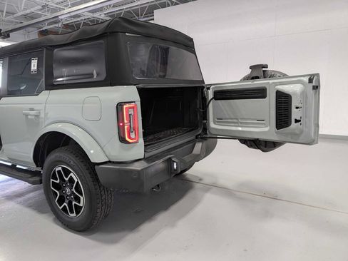 Used 2023 Ford Bronco Outer Banks AWD/4WD image 39