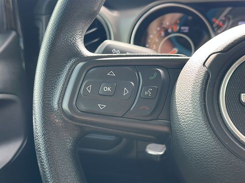 Used 2023 Jeep Gladiator Sport w/ Trailer Tow Package image 29