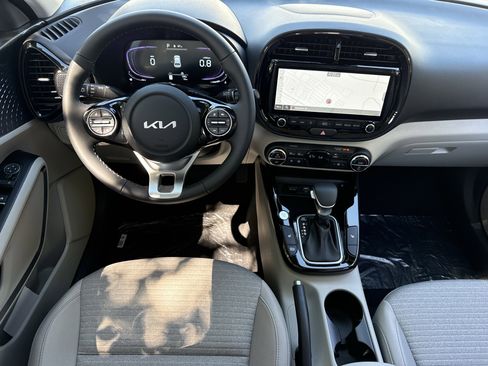 New 2025 Kia Soul EX image 19