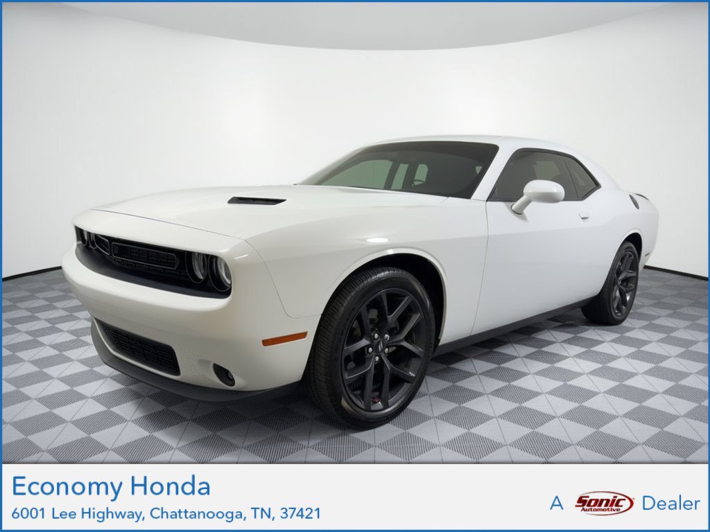 Used 2019 Dodge Challenger SXT w/ Blacktop Package RWD image 1