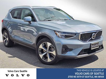 Certified 2023 Volvo XC40 B5 Plus w/ Protection Package Premier