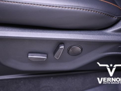 New 2026 Ford F250 Lariat w/ Chrome Package image 14