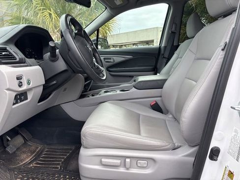 Used 2024 Honda Ridgeline RTL image 6