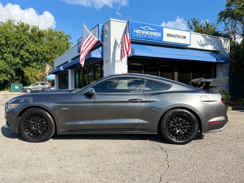 Used 2015 Ford Mustang GT Premium RWD image 27