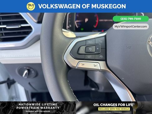 New 2026 Volkswagen Taos SEL image 16