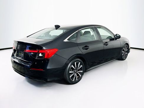 Used 2022 Honda Civic EX image 9