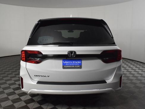 New 2026 Honda Odyssey EX-L image 7