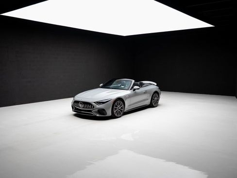 Used 2023 Mercedes-Benz SL 55 AMG 4MATIC image 85