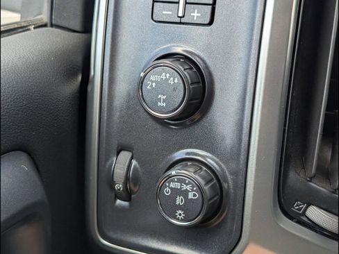 Used 2018 Chevrolet Silverado 1500 LT w/ All Star Edition AWD/4WD image 20