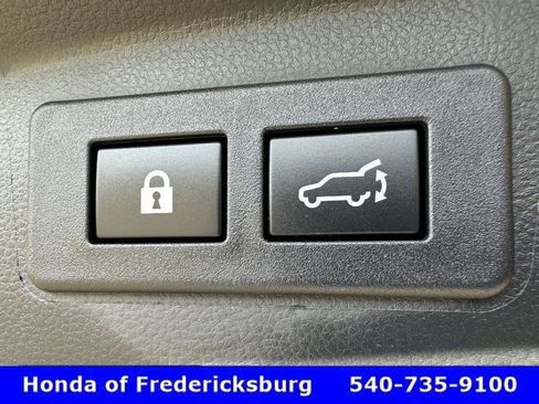 Used 2025 Subaru Outback Touring XT image 37