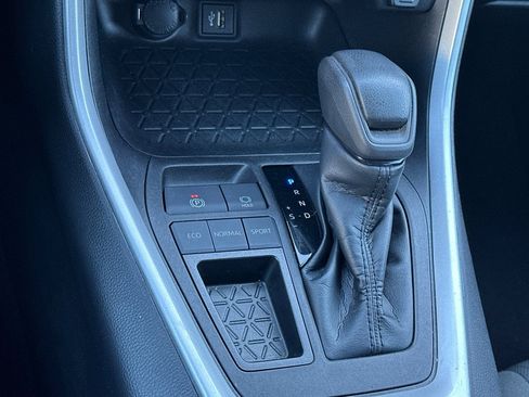 Used 2023 Toyota RAV4 XLE image 24