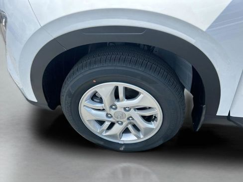 Used 2026 Hyundai Venue SE FWD image 33