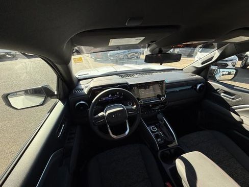 Used 2024 Chevrolet Colorado Z71 image 23