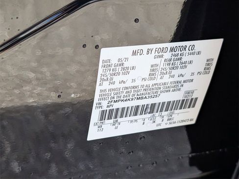 Used 2021 Ford Edge Titanium image 23