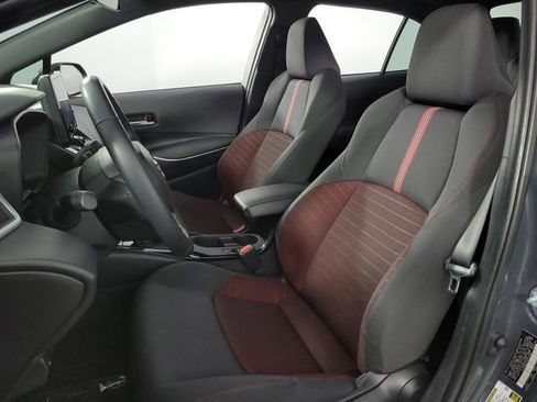Used 2025 Toyota Corolla SE image 14