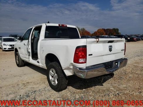Used 2016 RAM 1500 Classic SLT image 2