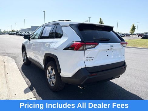 Used 2022 Toyota RAV4 XLE FWD image 6