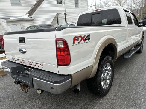 Used 2013 Ford F250 Lariat w/ Chrome Pkg image 5