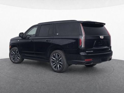Used 2024 Cadillac Escalade Sport Platinum w/ Heavy-Duty Trailer Package AWD/4WD image 2