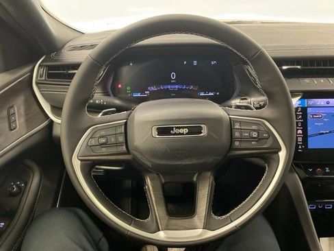 New 2026 Jeep Grand Cherokee L Limited image 17