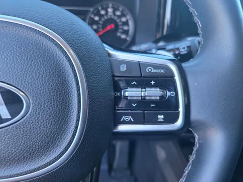 Used 2021 Kia Sorento EX FWD image 20