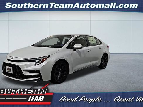 Used 2024 Toyota Corolla SE FWD image 1