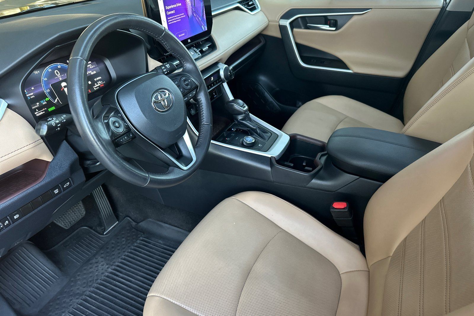 Certified 2023 Toyota RAV4 Limited AWD/4WD image 9