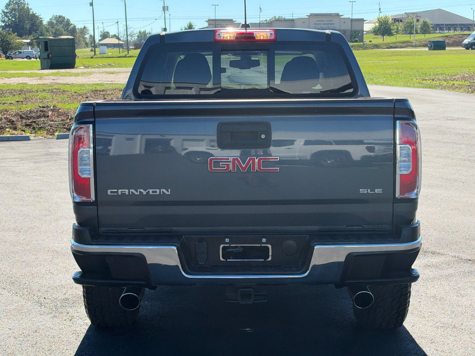Used 2017 GMC Canyon SLE w/ SLE Convenience Package RWD image 6
