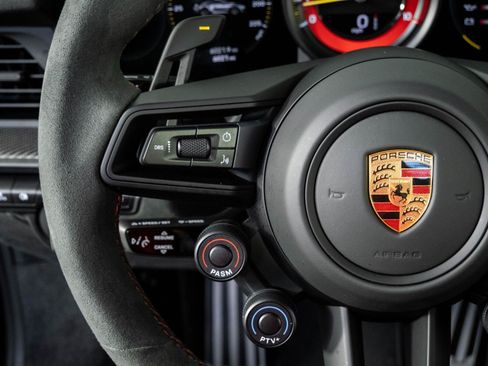 Certified 2025 Porsche 911 GT3 RS RWD image 10