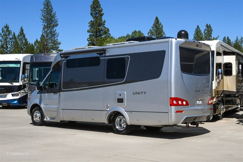 Used 2019 Mercedes-Benz Sprinter 170 image 2