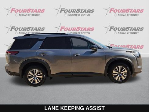 New 2026 Nissan Pathfinder SL FWD image 3