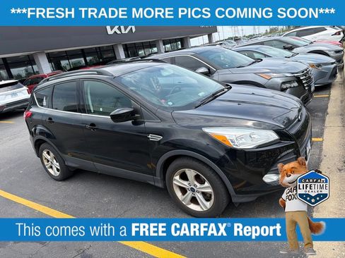 Used 2016 Ford Escape SE w/ Equipment Group 201A AWD/4WD image 3
