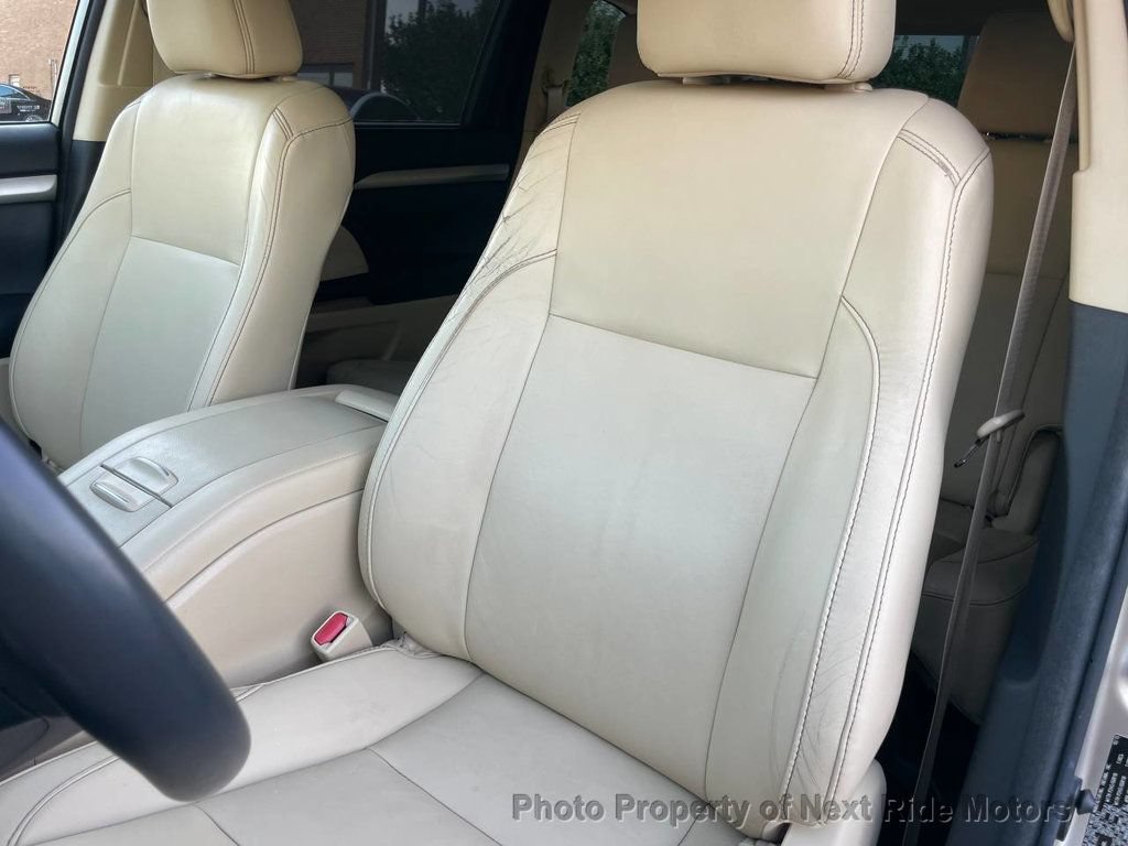 Used 2015 Toyota Highlander XLE AWD/4WD image 9