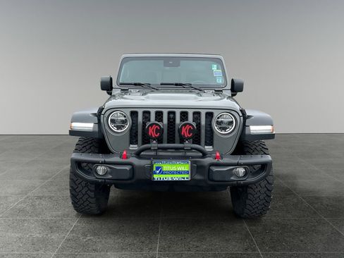 Used 2020 Jeep Gladiator Rubicon image 2