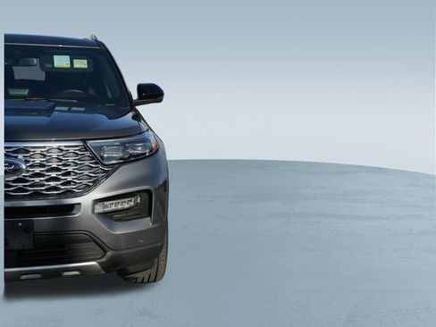 Used 2023 Ford Explorer Platinum w/ Technology Package AWD/4WD image 45