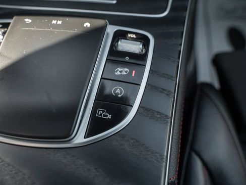 Used 2021 Mercedes-Benz GLC 43 AMG 4MATIC image 34