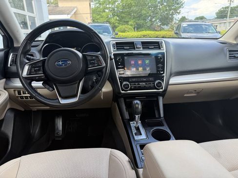 Used 2018 Subaru Outback 2.5i Premium AWD/4WD image 12