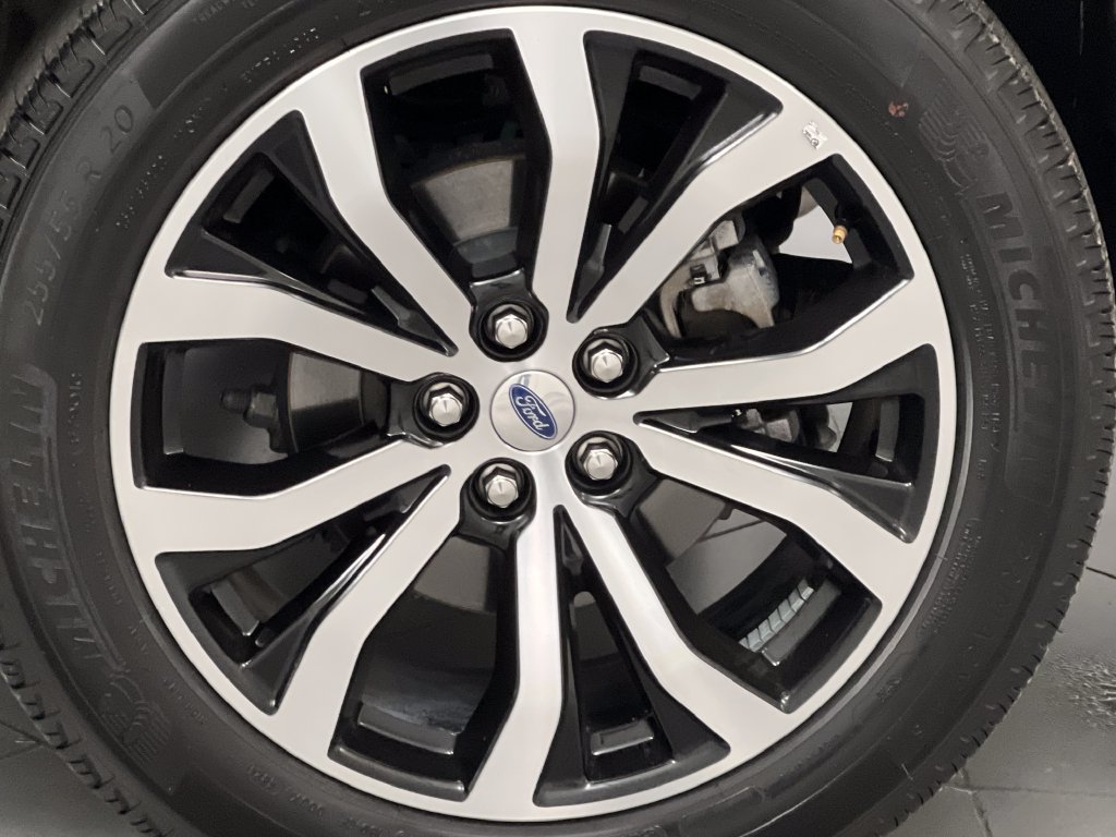 Used 2025 Ford Explorer ST-Line AWD/4WD image 71