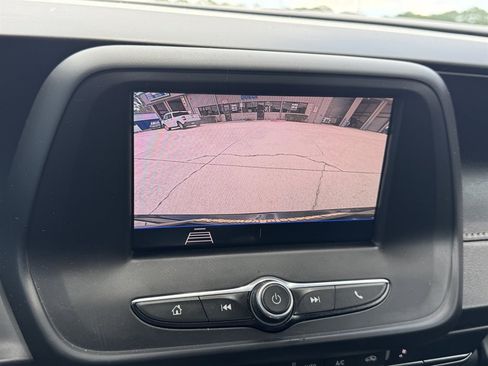Used 2020 Chevrolet Camaro LT RWD image 8