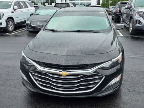 Used 2019 Chevrolet Malibu LT w/ Leather Package FWD image 7