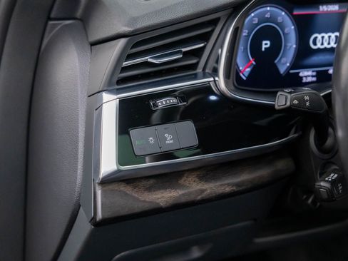 Used 2020 Audi Q7 3.0T Premium Plus image 19