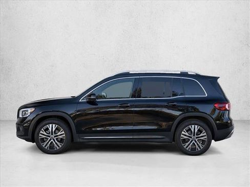 Used 2026 Mercedes-Benz GLB 250 image 4