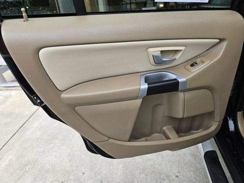 Used 2010 Volvo XC90 V8 AWD/4WD image 16