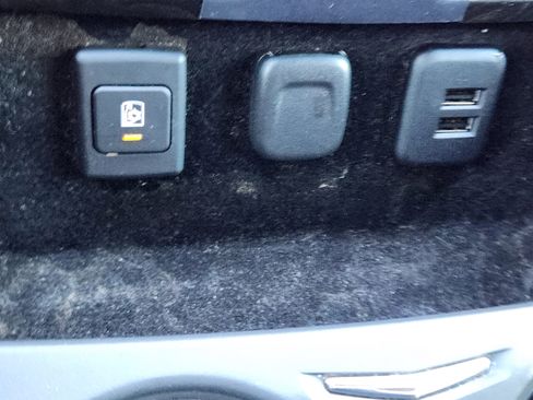 Used 2015 Cadillac Escalade ESV Platinum image 20