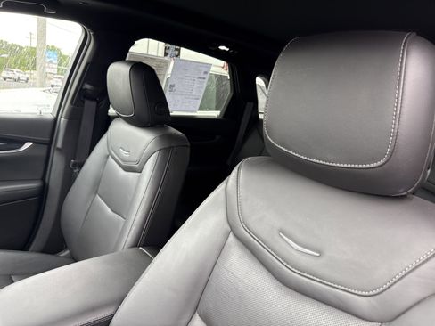Used 2023 Cadillac XT5 Premium Luxury image 13